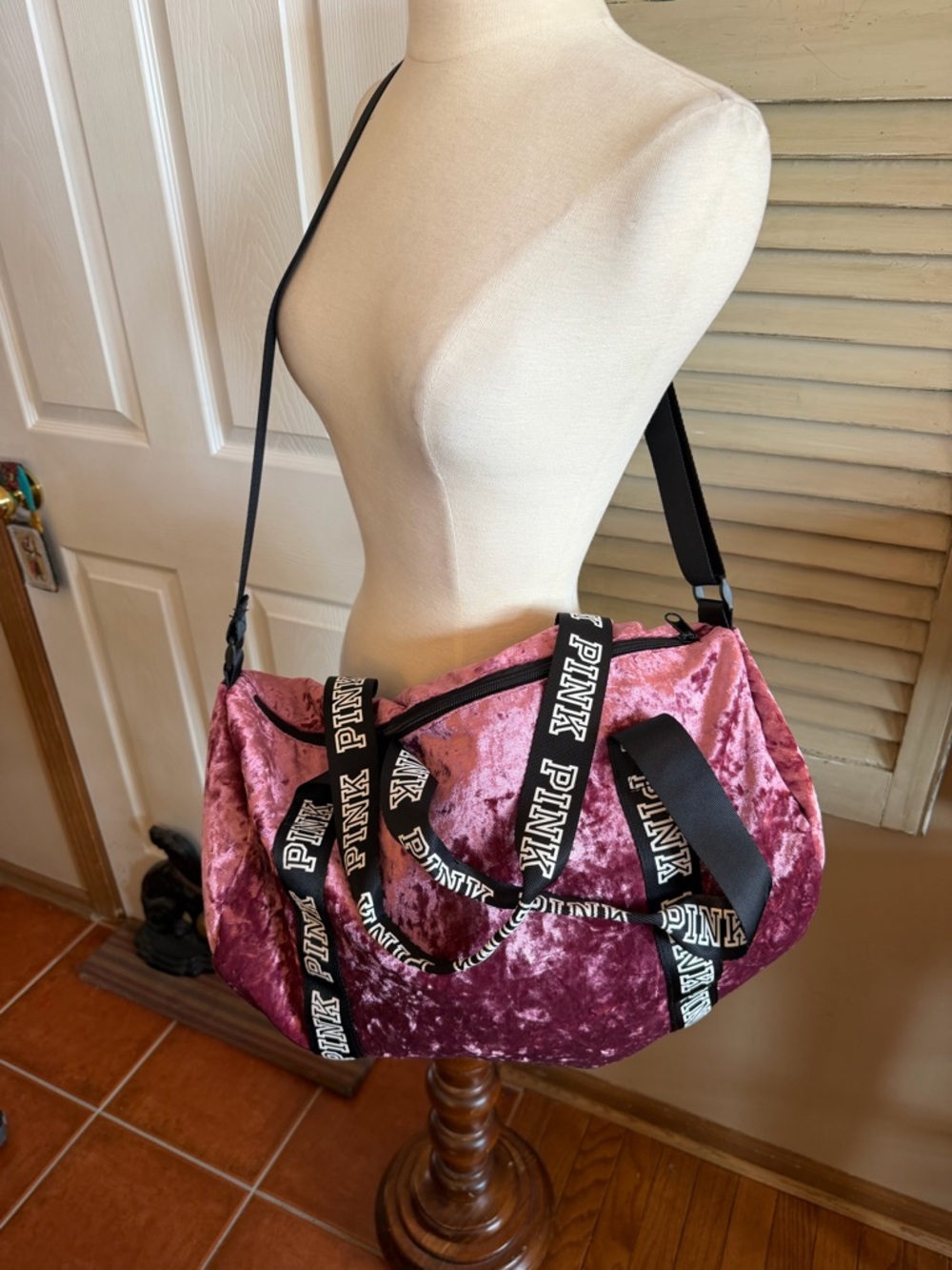 PINK Victoria's Secret Crushed Velvet Duffle Bag - Rose Pink - Picture 5 of 7